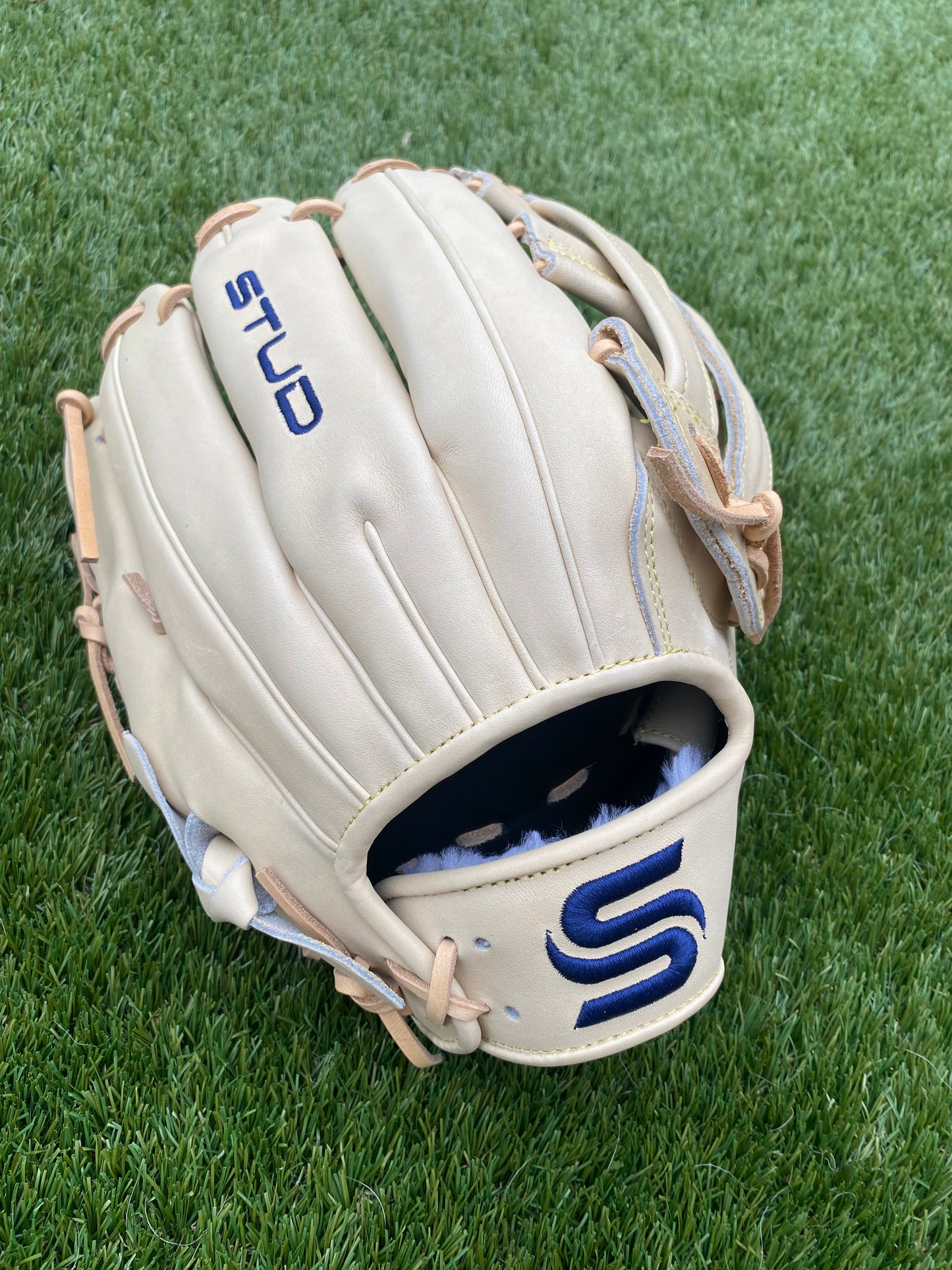 Baseball Outfield Glove (BO-07)